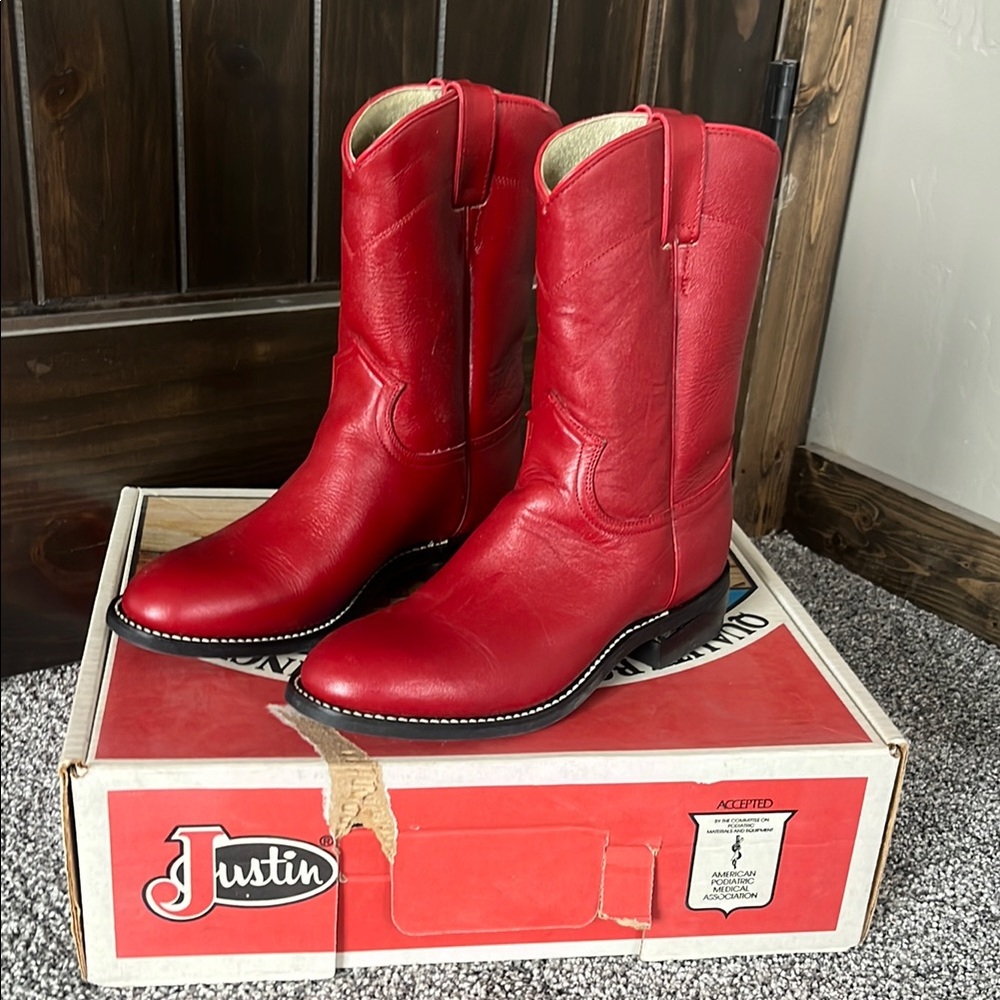 Red Justin Boots Cowboy